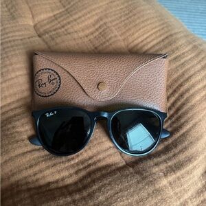Polarized Ray-Ban Black Sunglasses with Tan Case